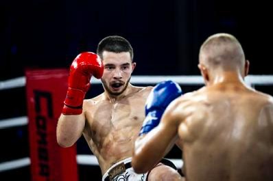 Багаторазовий призер чемпіонатів України з Тайландського боксу